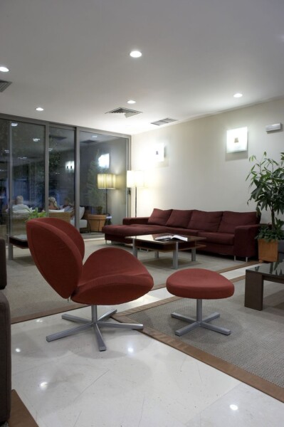 _hotel lobby 1_resized